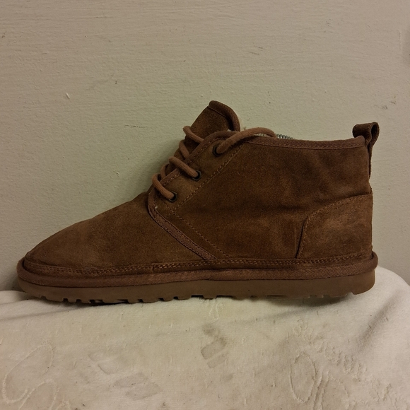 Men's Brown UGG Suede SHEEPSKIN Boots Size 11 - Picture 15 of 16